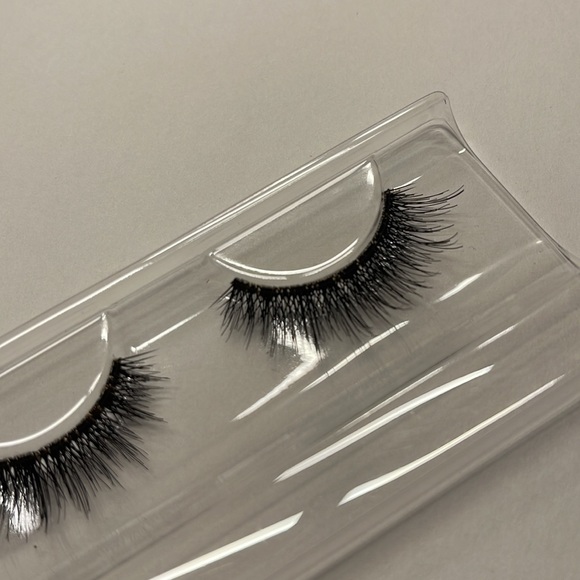 TARTE - Goddess False Lashes - Picture 7 of 7